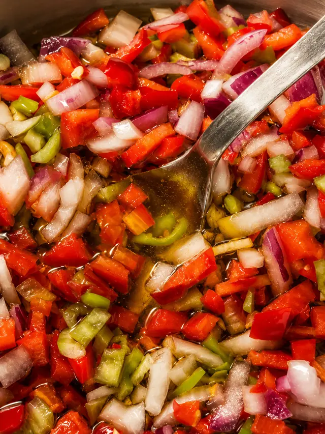 Pisto de verduras picadas