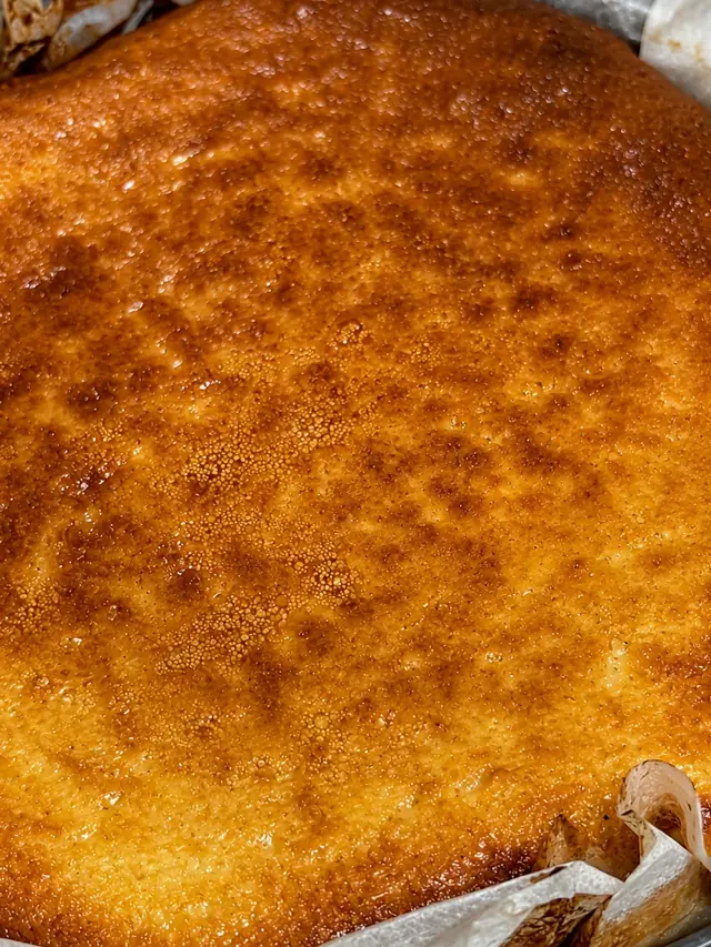 Empanado dorado recién hecho