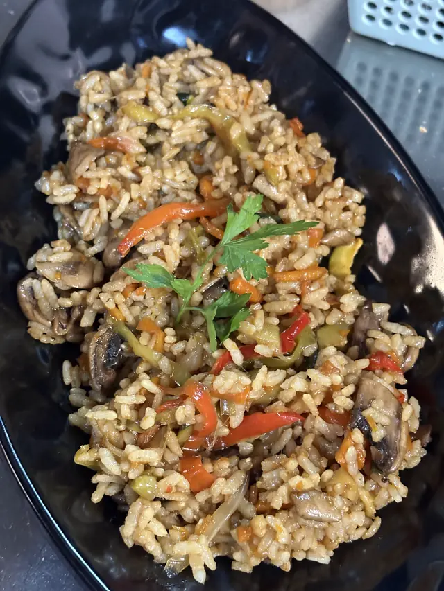 Arroz con verduras y setas